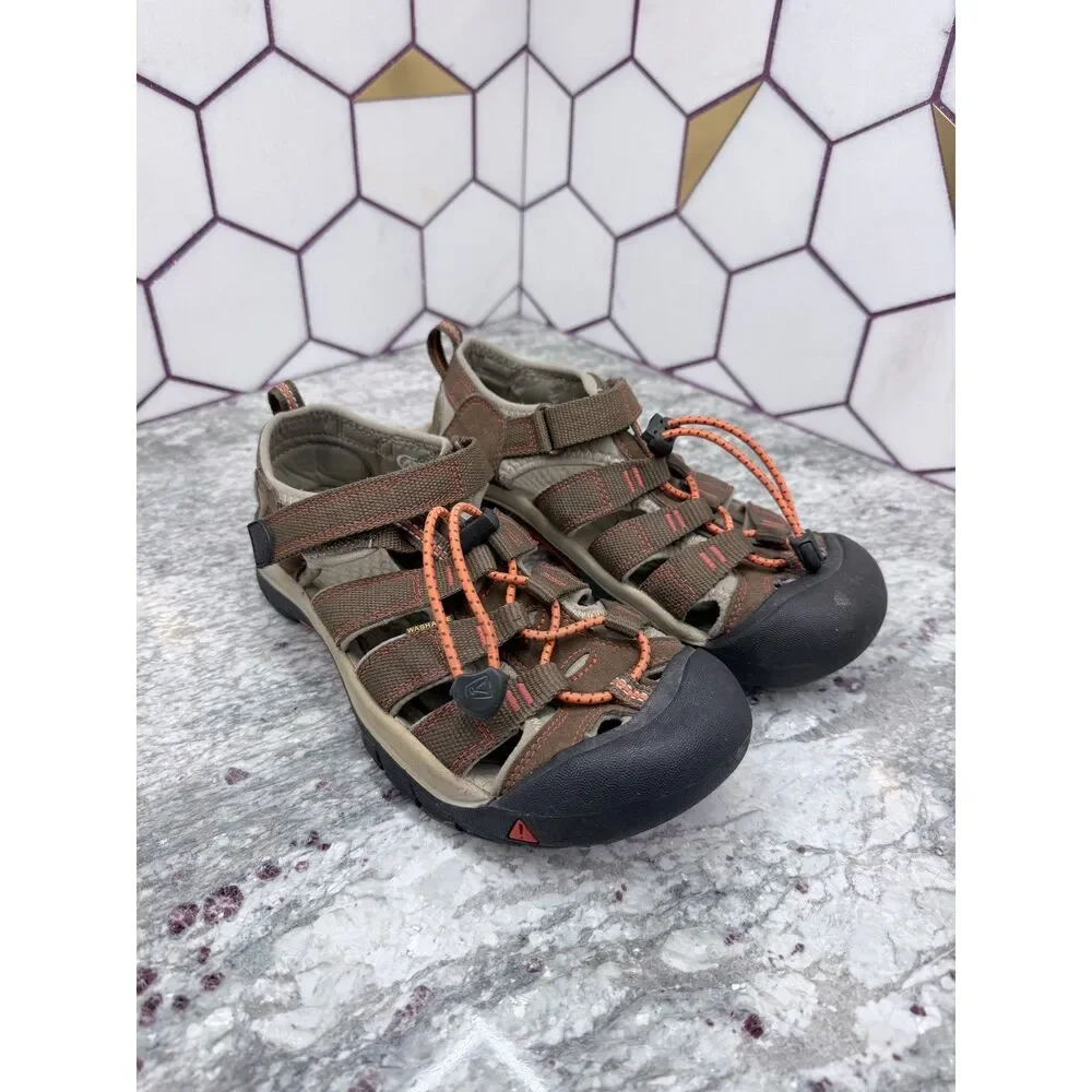 KEEN Youth Newport H2 Hiking Waterproof Outdoor Rugged Sandals Size 4